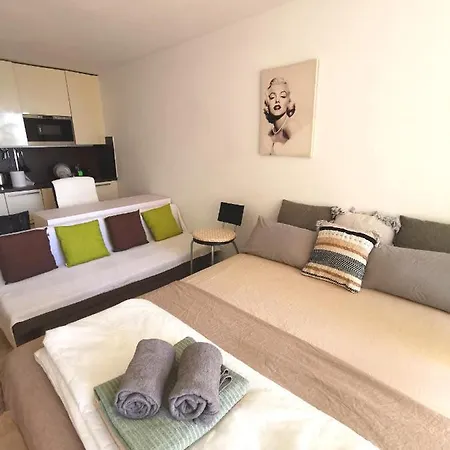 Lejlighed Center Sea View *